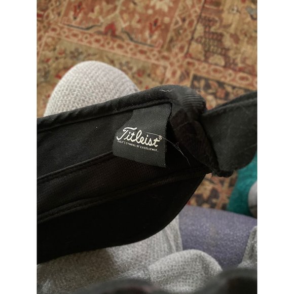 Mens Titalist Adjustable Golf Visor Back Rack - Picture 2 of 3